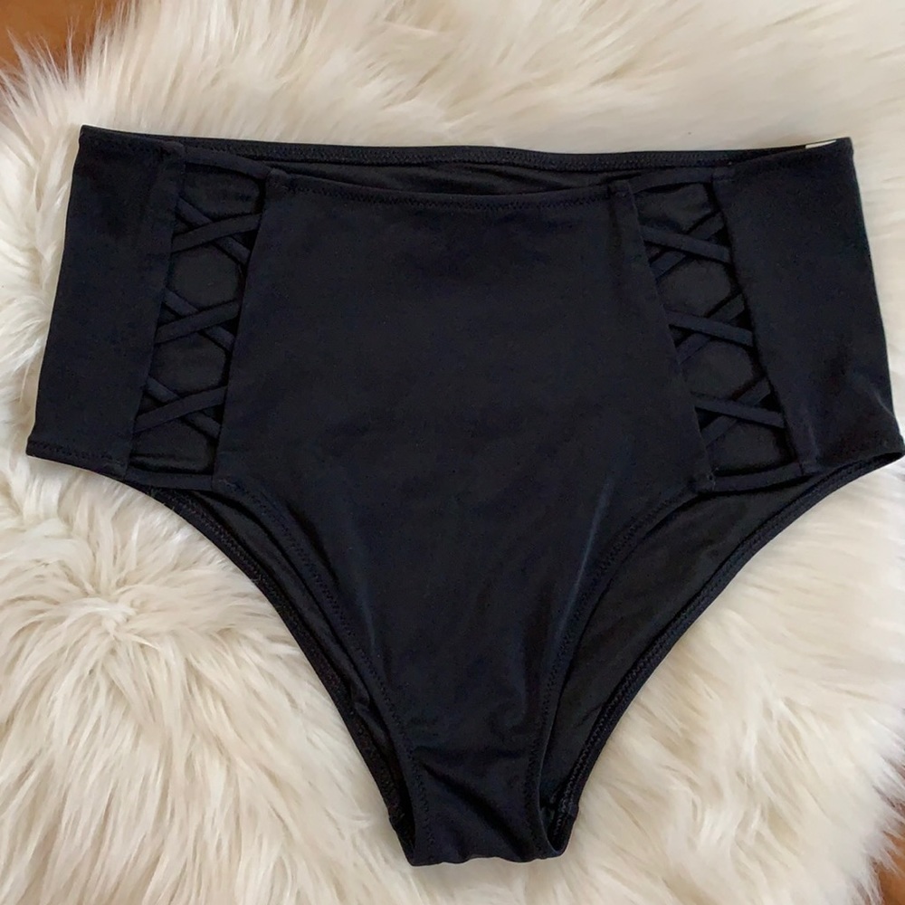 NWOT High-waisted Bikini Bottoms